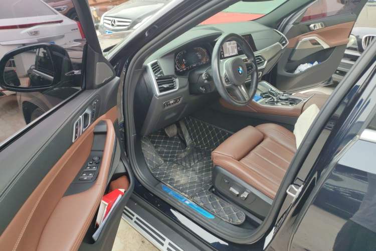 Used BMW X6 2020 xDrive40i M Sport Package Driver Seat