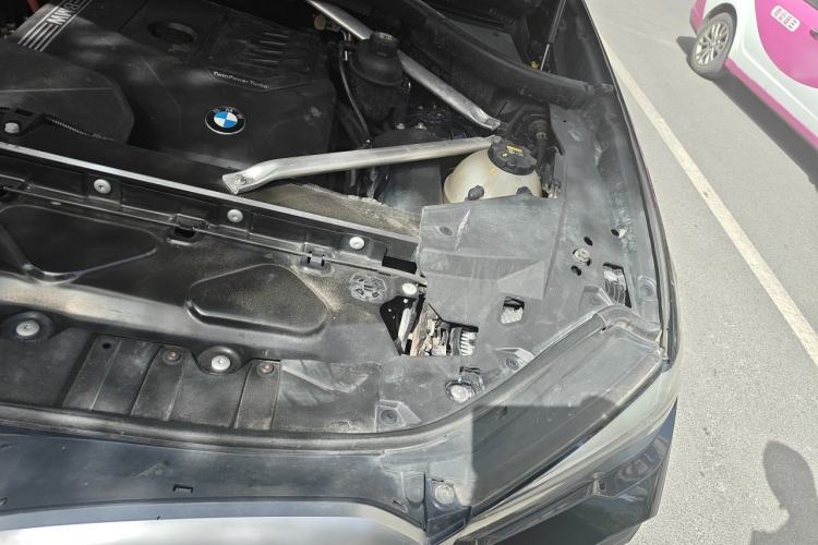 Used BMW X6 2020 xDrive30i M Sport Package Engine Bay Left