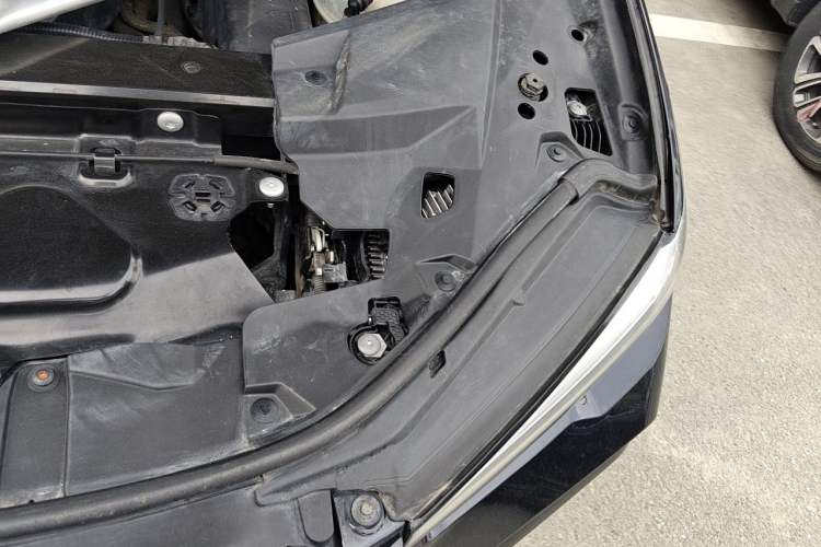 Used BMW X6 2020 xDrive30i M Sport Package Engine Bay Left