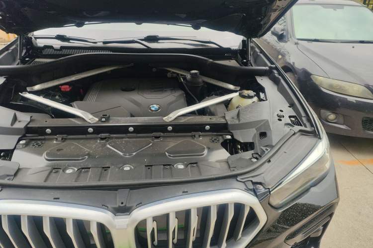 Used BMW X6 2020 xDrive30i M Sport Package Engine Bay Left
