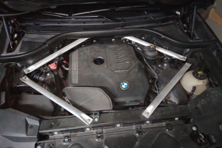 Used BMW X6 2020 xDrive30i M Sport Package Engine Bay