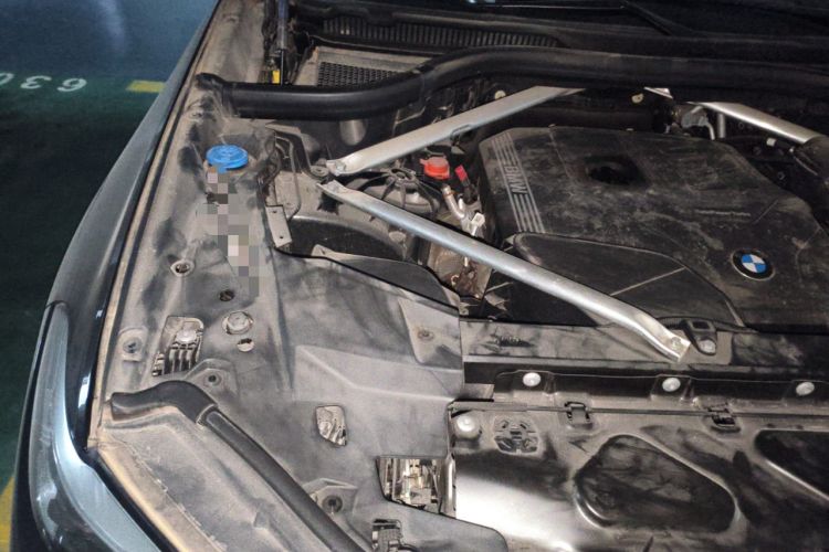 Used BMW X6 2020 xDrive30i M Sport Package Engine Bay Right