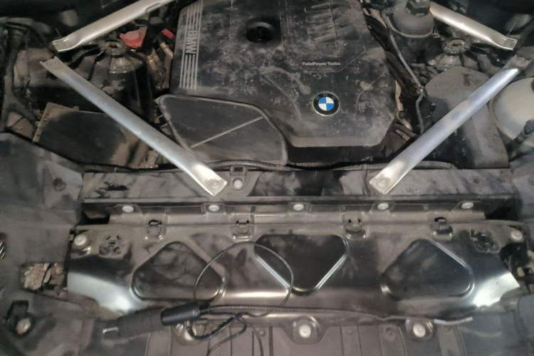 Used BMW X6 2020 xDrive30i M Sport Package Engine Bay