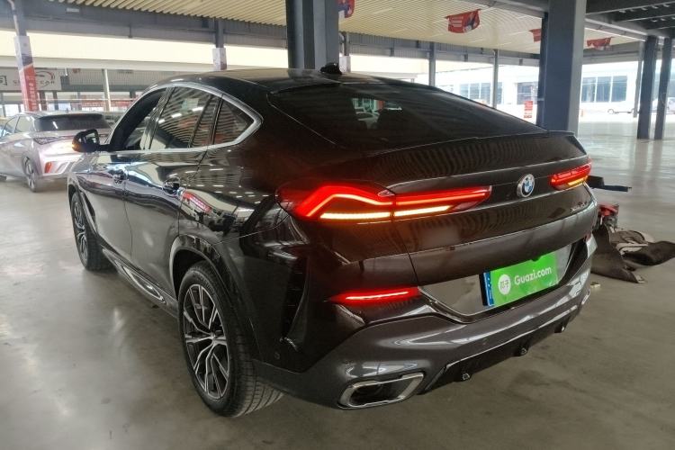 Used BMW X6 2020 xDrive40i M Sport Package Exterior 2