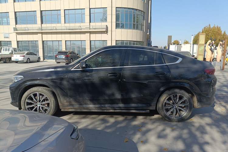 Used BMW X6 2020 xDrive30i M Sport Package Exterior 3