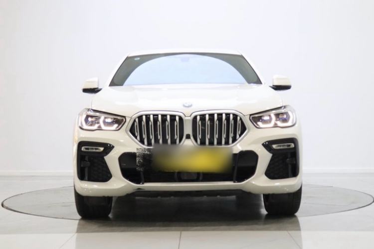 Used BMW X6 2020 xDrive40i Luxury Model with M Sport Package Exterior 3