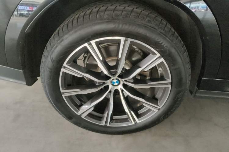 Used BMW X6 2020 xDrive40i M Sport Package Exterior 5
