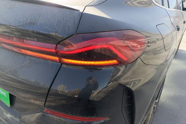 Used BMW X6 2020 xDrive30i M Sport Package Exterior 6
