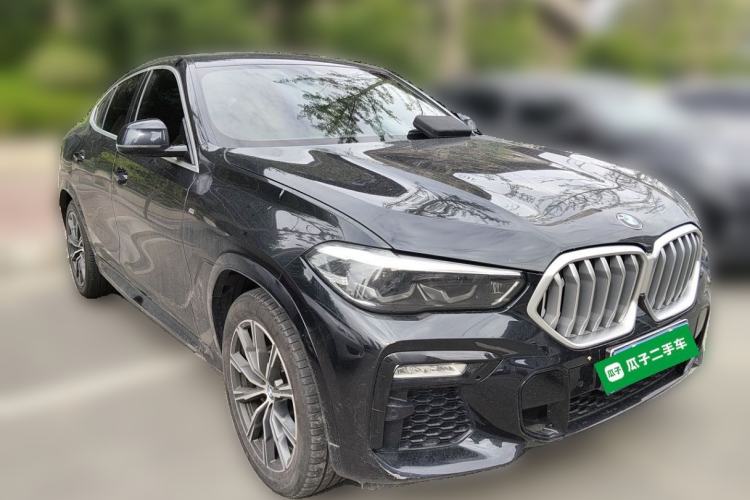 Used BMW X6 2020 xDrive30i M Sport Package Front Right 45 Deg