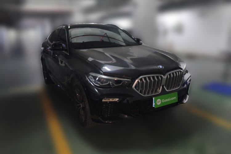 Used BMW X6 2020 xDrive30i M Sport Package Front Right 45 Deg