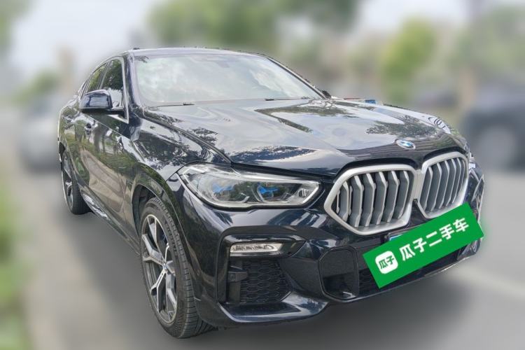 Used BMW X6 2020 xDrive40i Luxury Model with M Sport Package Front Right 45 Deg