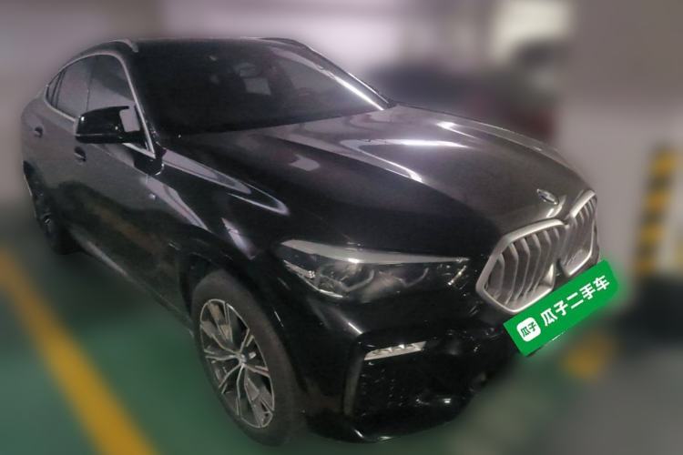 Used BMW X6 2020 xDrive30i M Sport Package Front Right 45 Deg