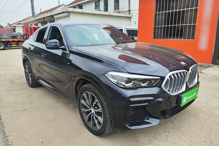 Used BMW X6 2020 xDrive30i M Sport Package Front Right 45 Deg