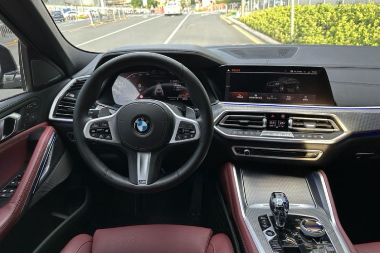 Used BMW X6 2020 xDrive40i Luxury Model with M Sport Package Interior 2