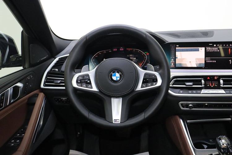 Used BMW X6 2020 xDrive40i Luxury Model with M Sport Package Interior 5