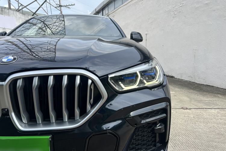 Used BMW X6 2020 xDrive40i Luxury Model with M Sport Package Left Front Headlight