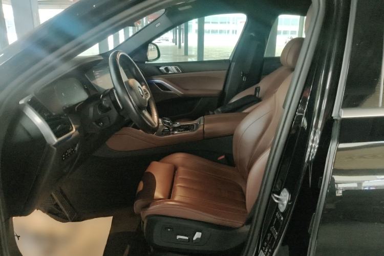 Used BMW X6 2020 xDrive40i M Sport Package Left Front Seat