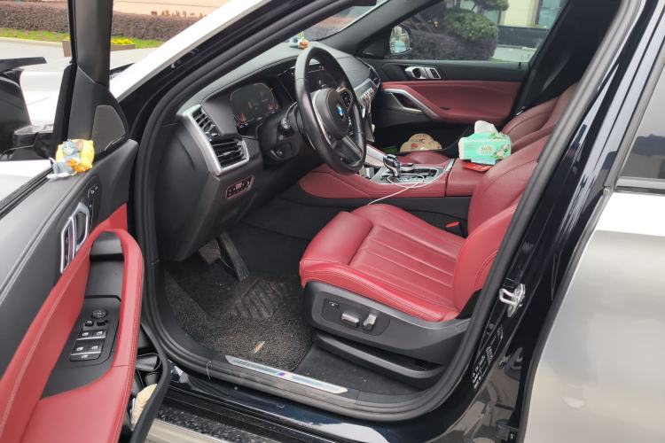 Used BMW X6 2020 xDrive40i M Sport Package Left Front Seat
