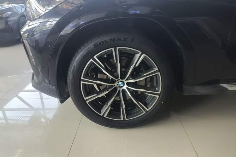 Used BMW X6 2020 xDrive30i M Sport Package Left Front Wheel Hub