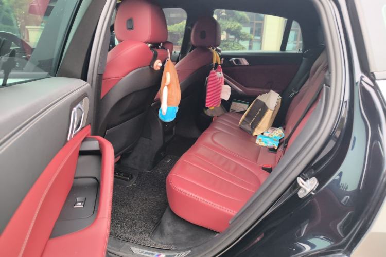 Used BMW X6 2020 xDrive40i M Sport Package Left Rear Seat