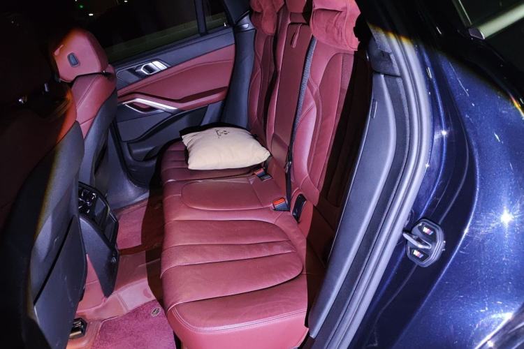 Used BMW X6 2020 xDrive40i M Sport Package Left Rear Seat