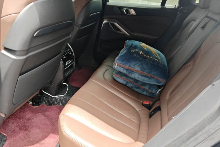 Used BMW X6 2020 xDrive40i Luxury Model with M Sport Package Left Rear Seat