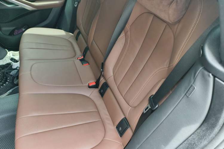 Used BMW X6 2020 xDrive30i M Sport Package Left Rear Seat