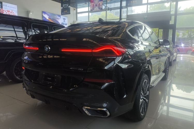 Used BMW X6 2020 xDrive30i M Sport Package Rear Right 45 Deg