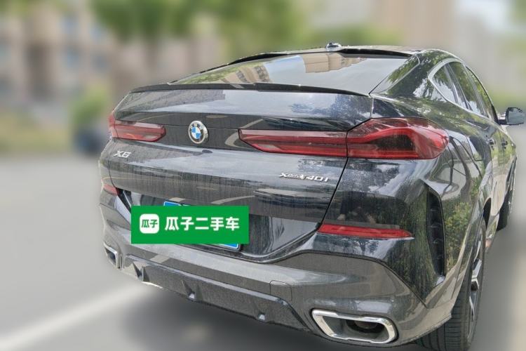 Used BMW X6 2020 xDrive40i Luxury Model with M Sport Package Rear Right 45 Deg