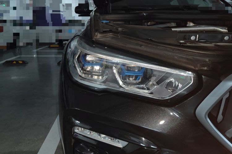 Used BMW X6 2020 xDrive40i M Sport Package Right Front Headlight