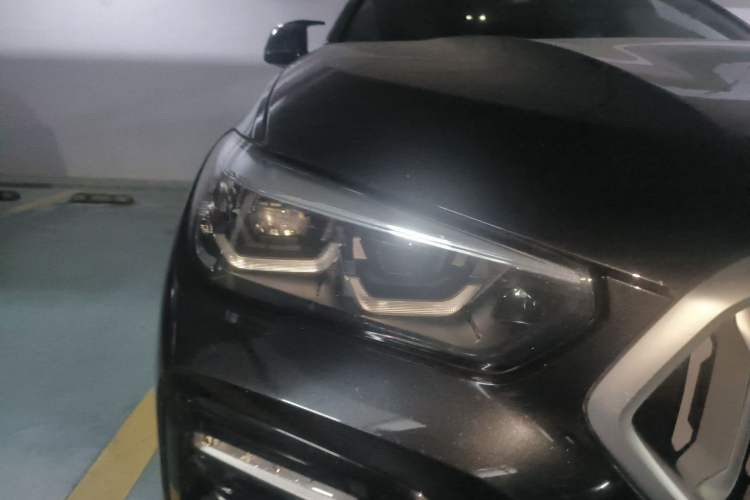 Used BMW X6 2020 xDrive30i M Sport Package Right Front Headlight