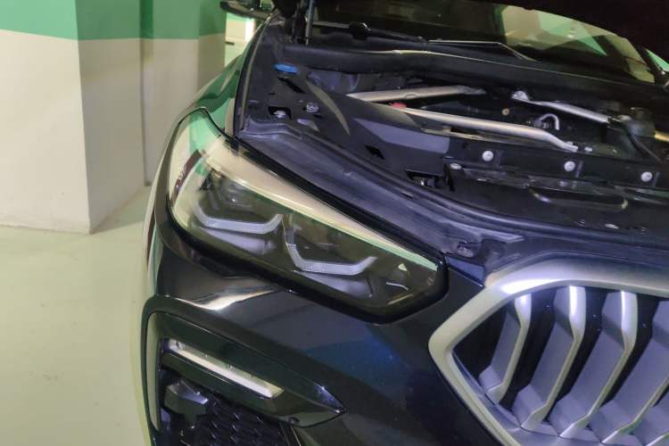 Used BMW X6 2020 xDrive30i M Sport Package Right Front Headlight