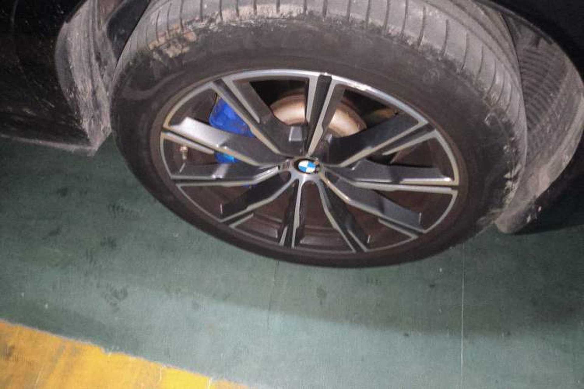 Used BMW X6 2020 xDrive30i M Sport Package Right Front Wheel Hub