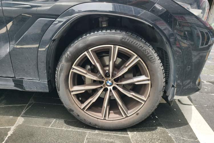 Used BMW X6 2020 xDrive30i M Sport Package Right Front Wheel Hub