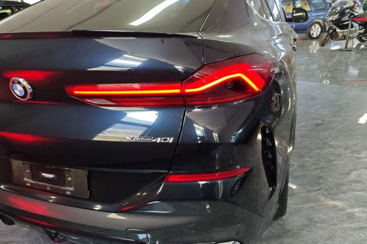 Used BMW X6 2020 xDrive40i Luxury Model with M Sport Package Right Rear Taillight