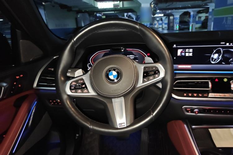 Used BMW X6 2020 xDrive40i Luxury Model with M Sport Package Steering Wheel