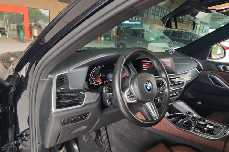 Used BMW X6 2020 xDrive30i M Sport Package Center Console