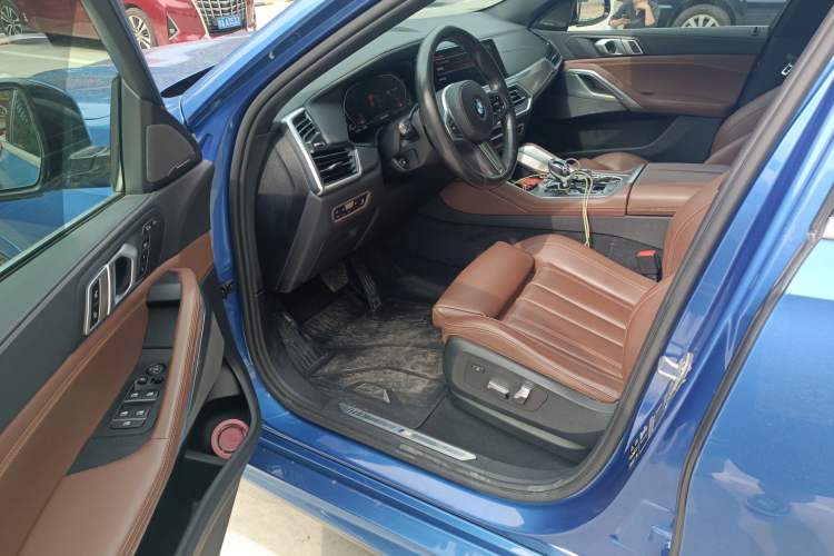 Used BMW X6 2020 xDrive40i M Sport Package Driver Seat