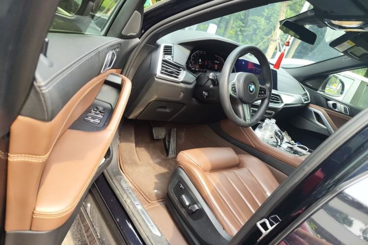 Used BMW X6 2020 xDrive40i M Sport Package Driver Seat
