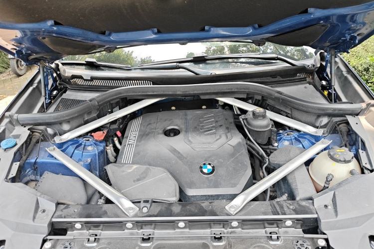 Used BMW X6 2020 xDrive30i M Sport Package Engine Bay