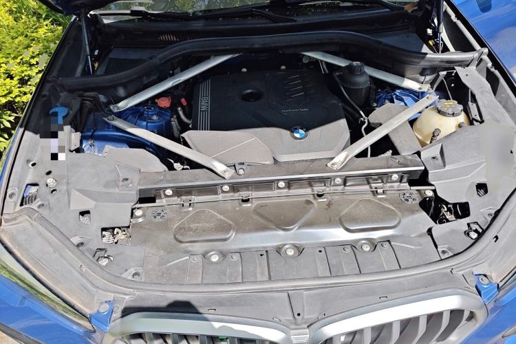 Used BMW X6 2020 xDrive30i M Sport Package Engine Bay