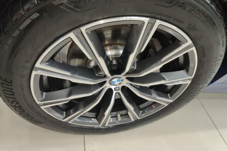 Used BMW X6 2020 xDrive30i M Sport Package Exterior 4