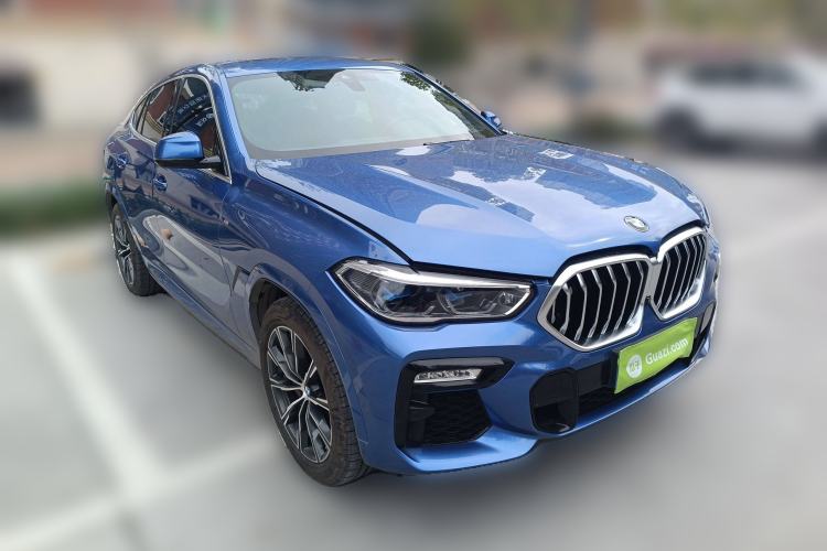 Used BMW X6 2020 xDrive40i M Sport Package Front Right 45 Deg