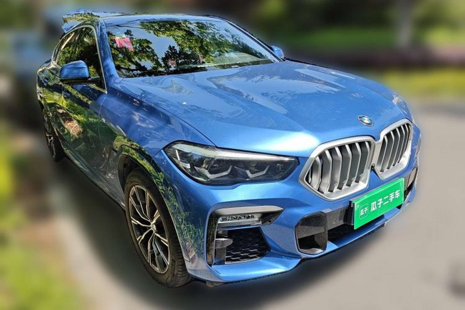 Used BMW X6 2020 xDrive30i M Sport Package Front Right 45 Deg