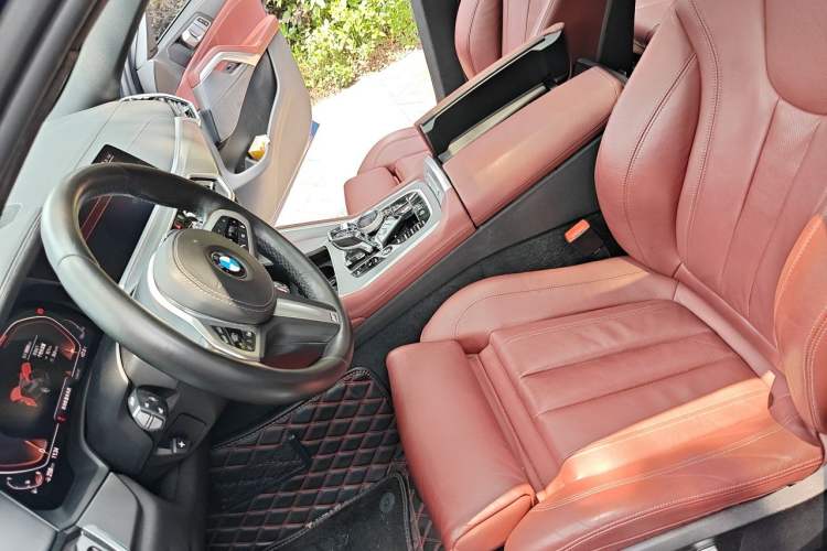 Used BMW X6 2020 xDrive30i M Sport Package Left Front Seat