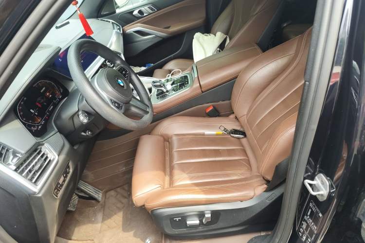 Used BMW X6 2020 xDrive40i M Sport Package Left Front Seat