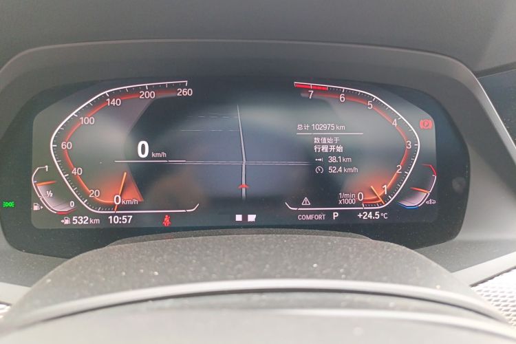 Used BMW X6 2020 xDrive40i M Sport Package Odometer Close Up