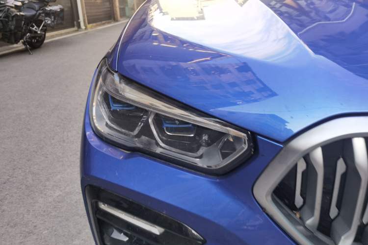 Used BMW X6 2020 xDrive40i M Sport Package Right Front Headlight