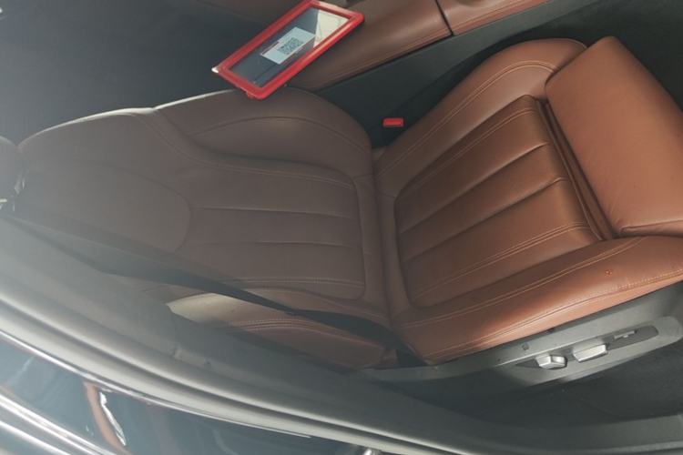 Used BMW X6 2020 xDrive30i M Sport Package Right Front Seat