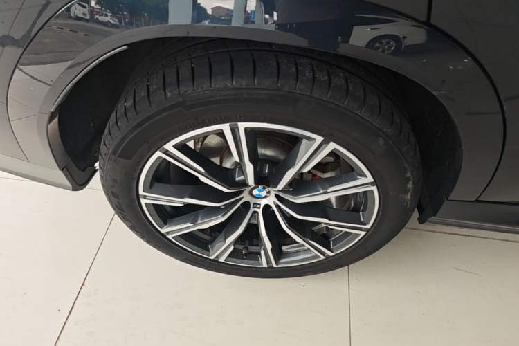 Used BMW X6 2020 xDrive30i M Sport Package Right Rear Wheel Hub